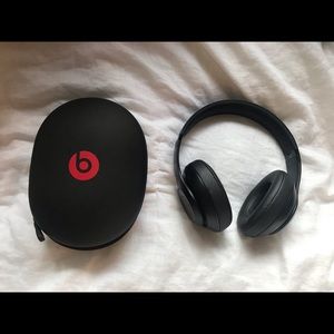 Beats Studio 3 wireless